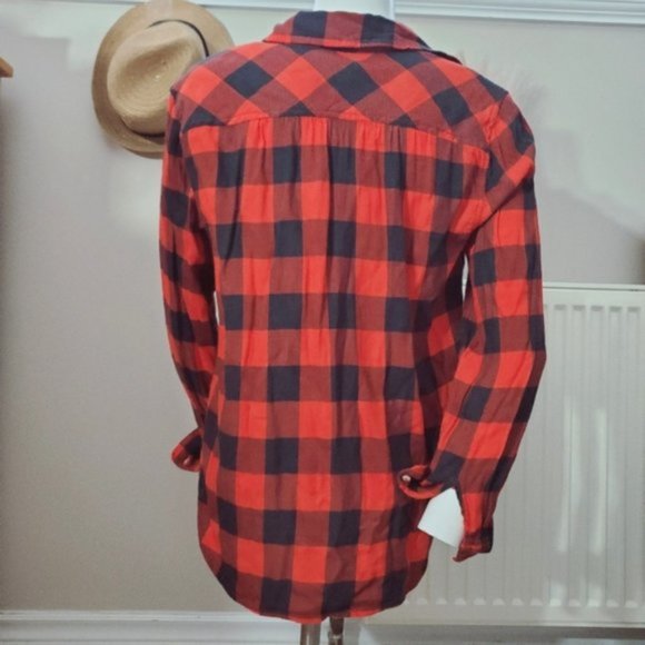 Aerie Soft Red + Black Plaid Cotton Shirt- S - Picture 2 of 16